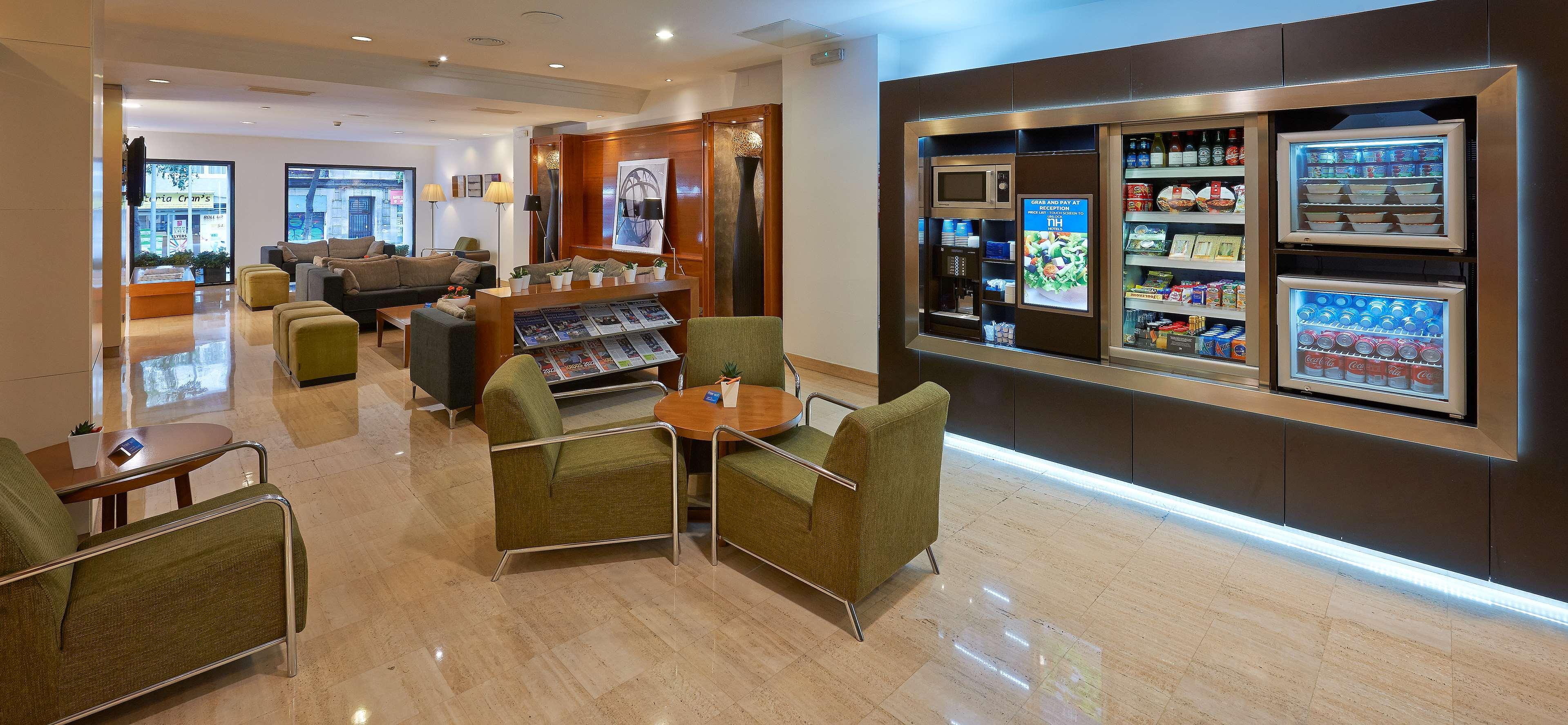 Nh Barcelona Eixample Hotel Екстериор снимка
