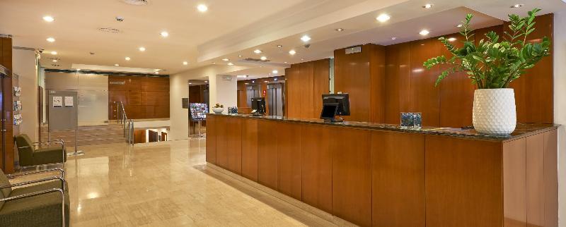 Nh Barcelona Eixample Hotel Екстериор снимка